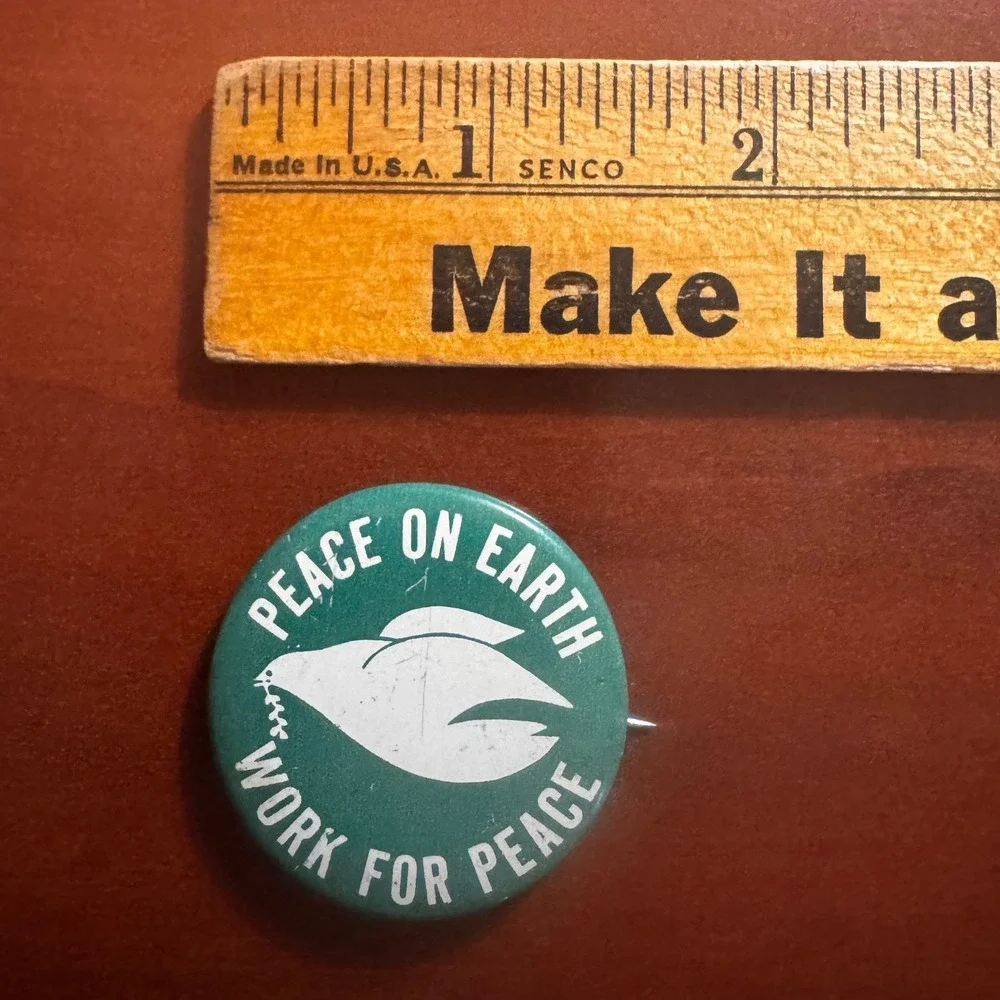 Vintage Peace On Earth Work For Peace Dove Pinback‎ Button Green White 1.25 Inch
